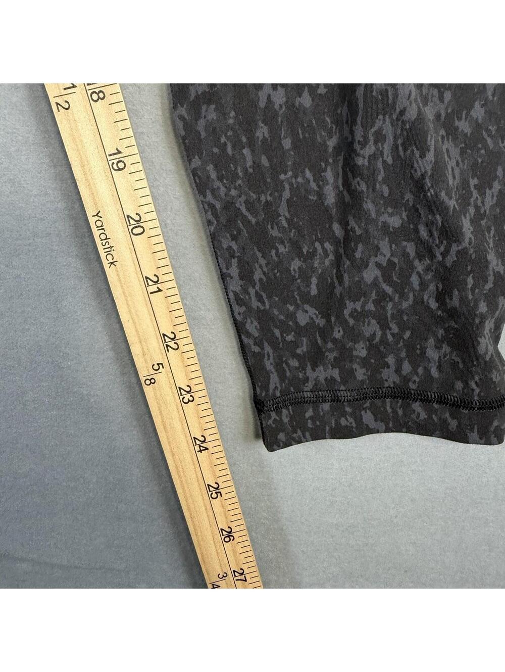 Lululemon Align Pants Womens 10 Gray Leopard Camo Crop 25” High Rise Leggings - Picture 6 of 7